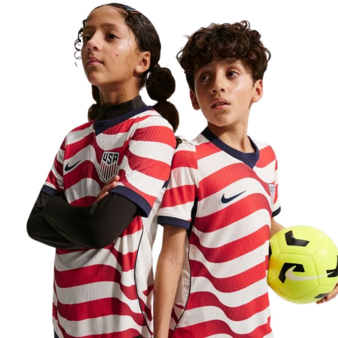 2_b428fb9b-2c6e-4178-9a58-8c49883ba7b2.jpg Kids Kit United States home 2026 World Cup - Retro Football Shirt, view 2