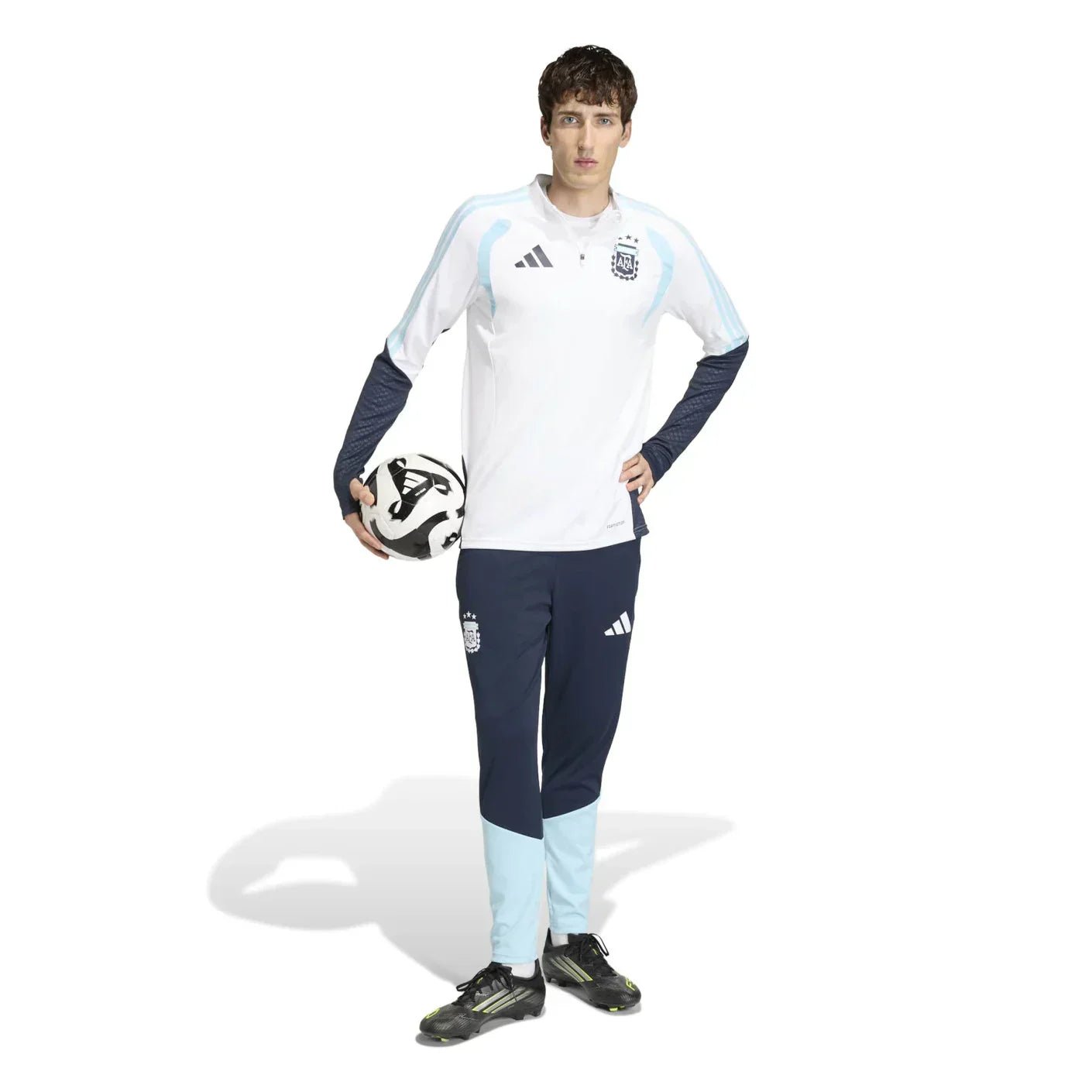 339975_adidas-argentinie-trainingstrui-1-4-zip-2026-2028-wit.jpg