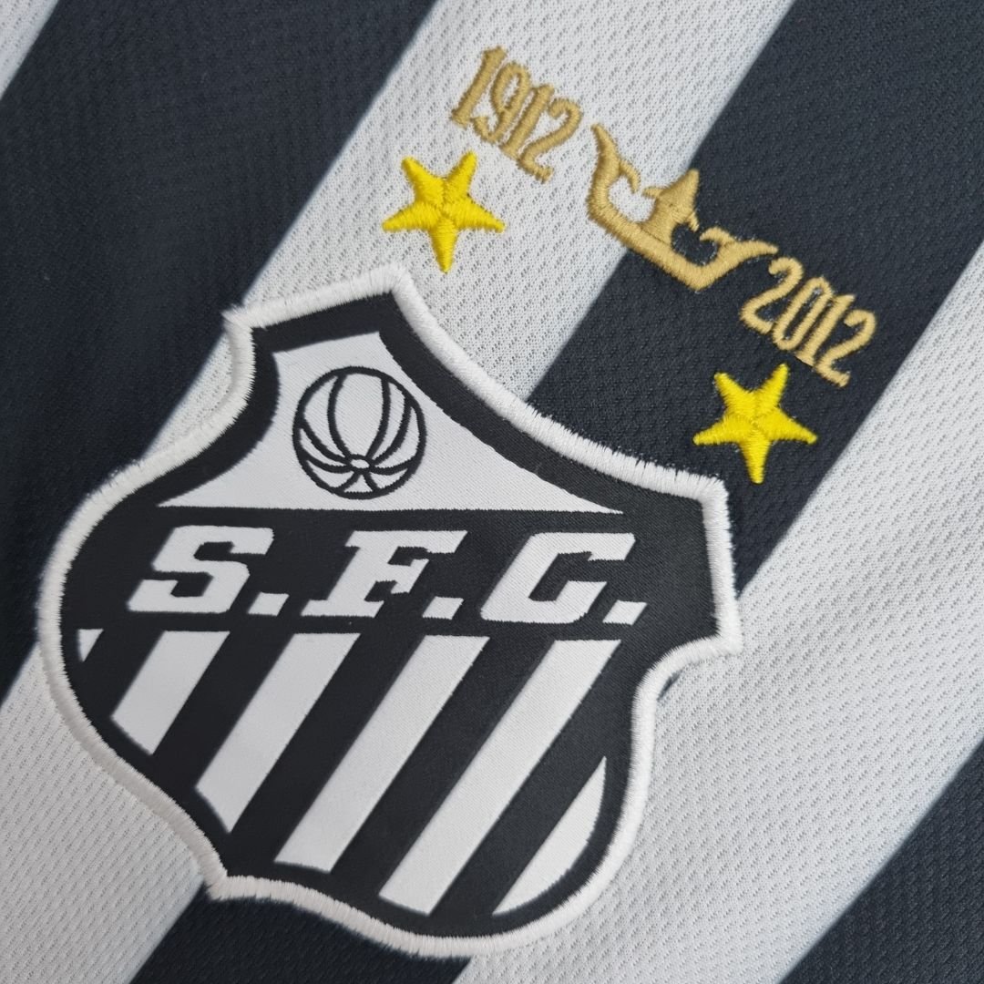 3_881ff409-90d1-494e-915a-99a78e03b48a.jpg Santos away 12/13 Retro - Retro Football Shirt, view 3
