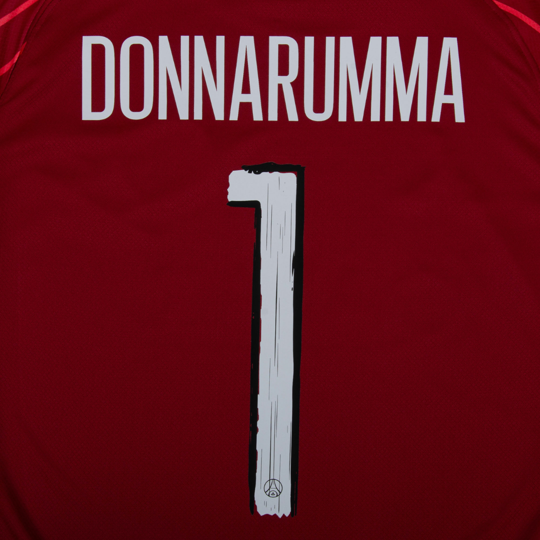 4_86464e1f-c427-4f79-83d3-a8d3d6685595.png PSG GK 24/25 – L/S - Retro Football Shirt, view 5