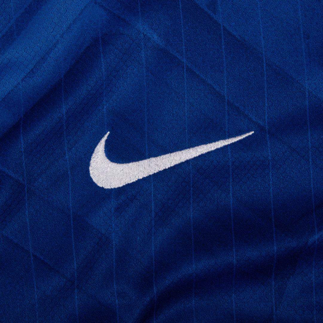 5_3f23b567-97d5-4330-969a-43d902e3021f.png Chelsea home 25/26 L/S - Retro Football Shirt, view 5