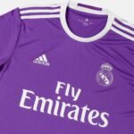 CamisaRealMadridRetroII16_17Adidas-Roxo_3de4c6e3-a435-4859-907e-aae8c163e0e7.jpg
