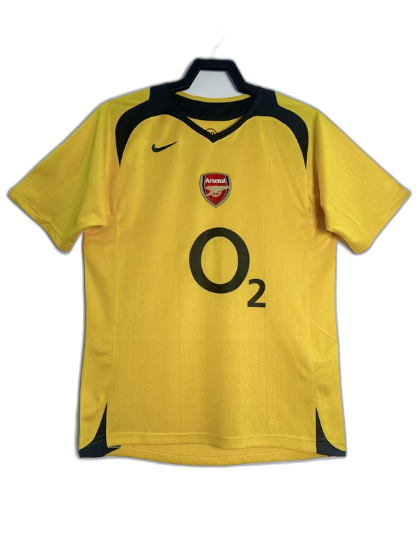arsenal-05-06-ii-away-jersey-retro-version-1.png