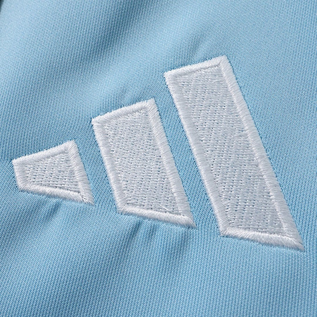 big_2_23aba812-8705-4c3e-b797-df28272151b4.jpg Argentina Sweatshirt II World Cup 2026 - Retro Football Shirt, view 6