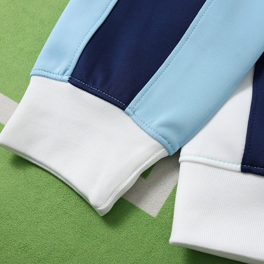 big_8_0bc1273a-812c-45cf-95da-76941e6a4175.jpg Argentina Sweatshirt II World Cup 2026 - Retro Football Shirt, view 7