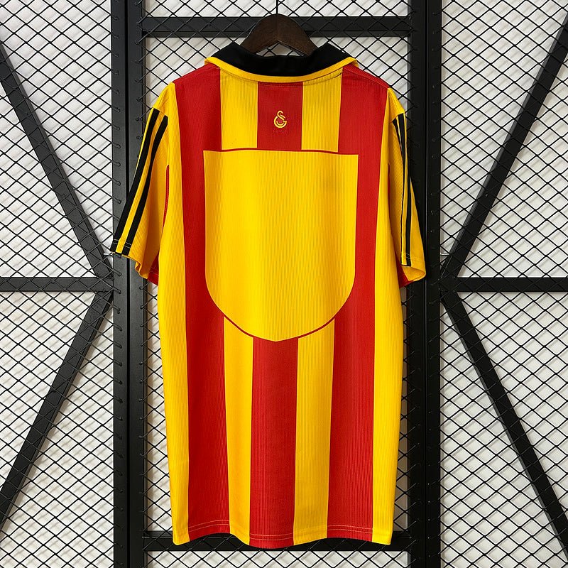 big_c14b781b-f028-45c3-8bd7-8243f0cb35cf.jpg Galatasaray 1999/00 Home Retro Jersey - Retro Football Shirt, view 10