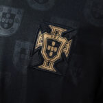 camisa-torcedor-reserva-manga-longa-selecao-portugal-away-2026-puma-preta-masculina-futebol-authentic-oficial-eurocopa-copa-do-mundo-portugal-cr7-vitinha-3d784dee774b372b3017702611991.jpg