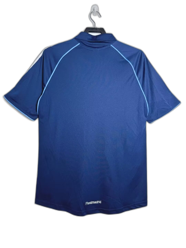 real-madrid-05-06-ii-away-jersey-retro-version-2.png